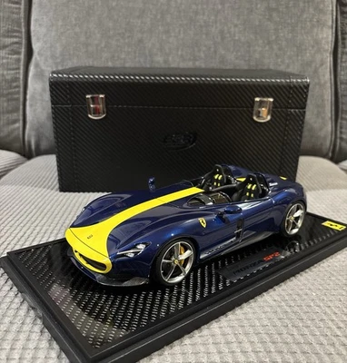 1/18 BBR Ferrari Monza sp2 Blue Tour de France/Yellow Stripe Deluxe Showcase - Image 1 of 4
