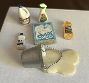 Vintage1:12 Scale Dollhouse Mini Cleaning Bottles - Picture 1 of 5