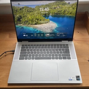 Dell Inspiron 16 7620 16'' i7 -12700H 1TB 16GB Win 11 Pro 2-in-1 - Picture 1 of 11