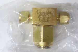 Menge 5-NEU Swagelok B-6TF-05 Messing T-Stück Typ Filter 3/8" Stecker NPT - Bild 1 von 8