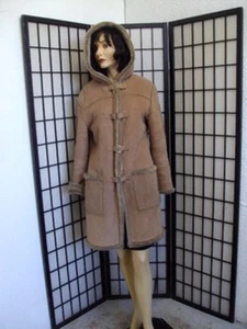 MINT FAUX FUR SHEEPSKIN SHEARLING WOMEN WOMAN SIZE 4-6 PETITE - Picture 1 of 1
