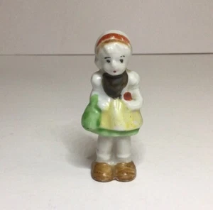 Miniature Made In Japan Girl Wearing Bonnet Holding Bag Figurine 2 3/8 Inch Vtg - Picture 1 of 15