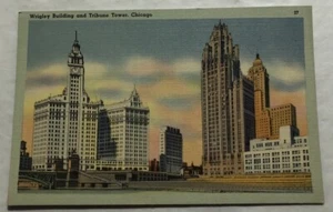 Wrigley Building & Tribune Tower, Chicago. Postcard (A3) - Picture 1 of 2