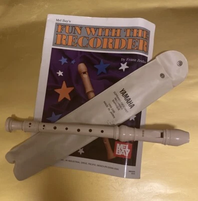 Yamaha Plastic Soprano Recorder Flute Baroque Fingering YRS24B  Instrument &book - Image 1 of 4