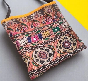RABARI HAND EMBROIDERY MIRROR GYPSY BANJARA TRIBAL BOHO SLING ETHNIC KUCHI BAG - Picture 1 of 4