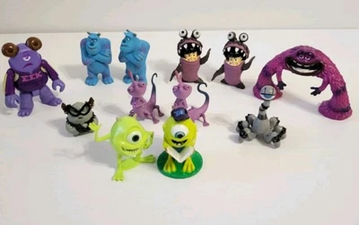 迪士尼皮克斯怪物公司迷你人偶蛋糕装饰 12 件装 — 第 1/4 张图片