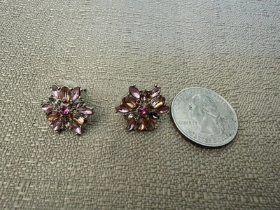 Aretes florales de cristal J.Crew piedras rosa y champán tono dorado Foto 1 de 2