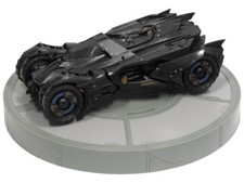 NEW COLLECTOR'S EDITION BATMOBILE BATMAN ARKHAM KNIGHT ACTION FIGURE CAR STAND