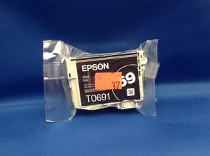 NEW AND SEALED (UNBOXED)! EPSON BLACK INK CARTRIDGE T0691 - Picture 1 of 1