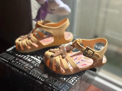 Мини Melissa девочек сандалии, новый в коробке. Пряничный стиль - Изображение 1 из 2