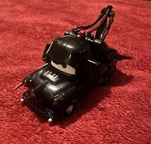 Cars Disney Pixar Mater As Darth Vader Star Wars Parques Disney Exclusivos ¡Raros! - Imagen 1 de 4