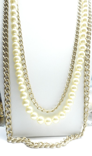 OFF WHITE Collana catena triplo filo bianco finta perla tono oro vintage