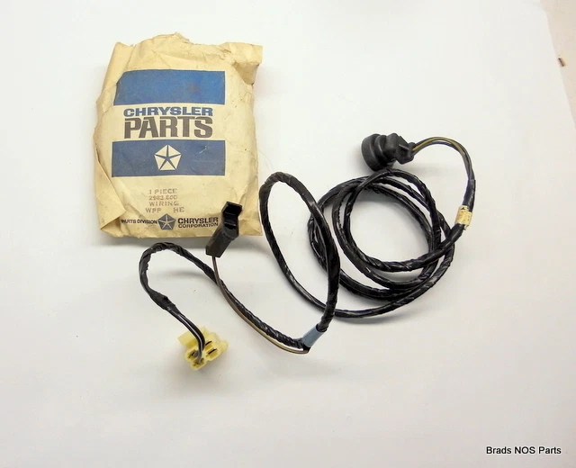 Nuevo de Lote Antiguo Mopar 1970 Plymouth Fury Dodge Polara Chrysler 300 CABLEADO DE ARRANQUE BAJO CAPÓ Foto 1 de 1