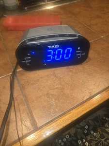 Timex T331 Digital Alram Clock Radio Bluetooth MP3 Player Speaker - Picture 1 of 1
