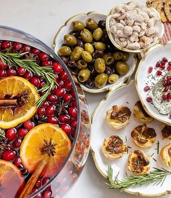 Cuencos festoneados con racimo Foto 1 de 4