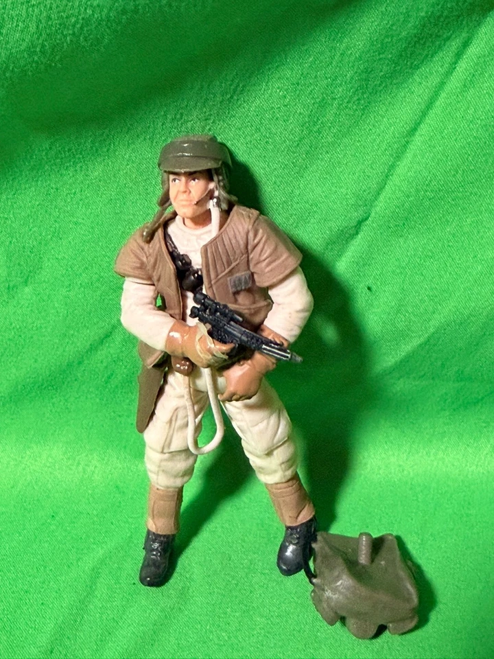 Star Wars 3.75" The Saga Collection TSC 046 Endor Rebel Trooper Blanco Foto 1 de 1