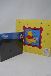 Lotto di 2 Disney Winnie The Pooh Topolino Scrapbooking Forniture Album di carta NUOVO - Foto 1 di 8