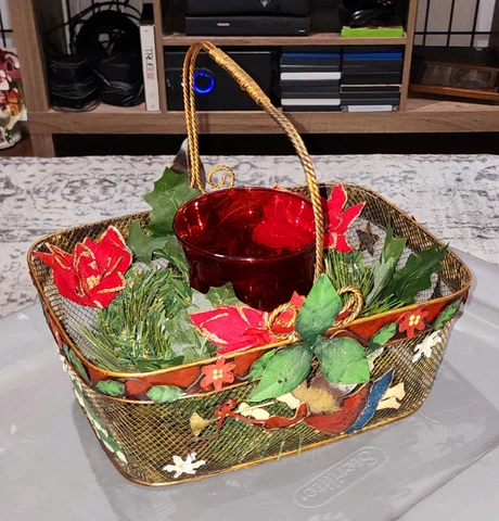 Classic Poinsettia Ruby Glass Centerpiece Set Inside a Gold Wire Basket Ornately Cover