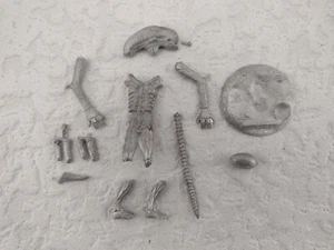 Oz Artwork Alien Xenomorph Metall Mini Modellbausatz 1981 von Yuji Kaida - Bild 1 von 4