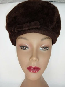 Cappello donna vintage pelliccia sintetica marrone Martelle Mr. A Hats 21" x 6-1/2" W. Germania - Foto 1 di 9