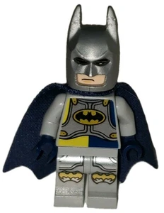 LEGO DC Superheroes Batman Minifigure Minifig Excalibur Batman Incomplete ^ - Picture 1 of 12