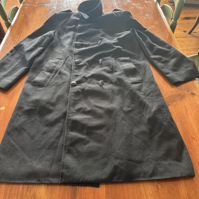 Abrigo largo de invierno azul marino de lana vintage J S de Inglaterra para hombre para recreación/disfraz Foto 1 de 4