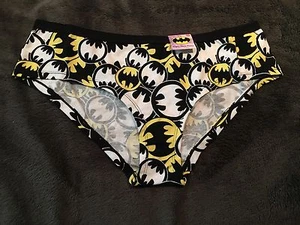 Batman Figur Höschen Slip Unterwäsche Neu mit Etikett Gr. L kostenloser Versand Batgirl - Bild 1 von 2