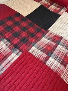 WOOLRICH PLAID PATCHWORK QUILT AND 2 STANDARD SHAMS FULL/QUEEN REVERSIBLE 3 PCS - Picture 1 of 5