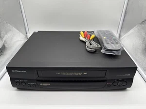 Grabación Emerson EV304N VCR One Touch con control remoto universal y cables de A/V - Imagen 1 de 7