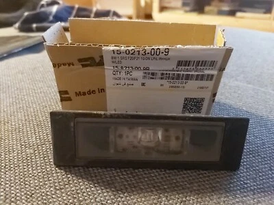 Kennzeichenleuchte TYC 15-0213-00-9  BMW E81 E87 F21 F20 Z4 E89 F13 F12 F06 30% - Bild 1 von 4