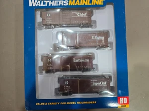 HO Scale ATSF Pullman-Standard Boxcars--Set of 4 Walthers Mainline - Picture 1 of 2