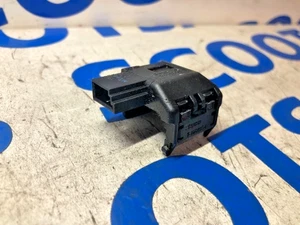 SAAB 9-3 93 Seat Rail Sensor Plastic Piece 9461690 7-1468875-6 12757309 03-10 - Picture 1 of 6