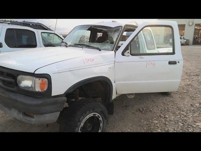 Luz de estacionamiento/esquina del conductor lámpara de giro compatible con 94-97 MAZDA B-2300 2119641 Foto 1 de 4