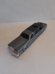 Majorette 1:32 Gray Lincoln Continental Stretch Limousine Movers AS IS - Picture 1 of 6