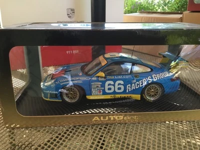 Pprsche 996 GT3 R  1/18 Autoart - Photo 1/4