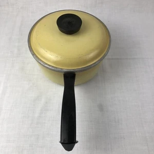 CLUB Pentola Casseruola Alluminio 2 qt - 7 1/2 VINTAGE con Coperchio Giallo Raccolta - Foto 1 di 5