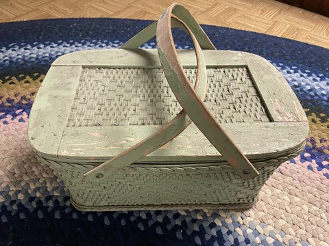 Vtg Green Picnic basket Cover