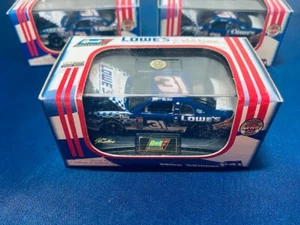  Mike Skinner Lowes Special Olympics 1:64 Revell Hood Open W/Acrylic Case *NIB - Foto 1 di 7