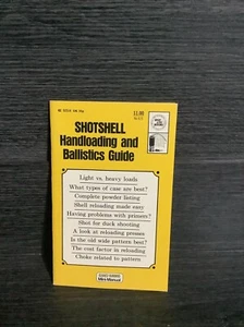 1973 GUNS AND AMMO MINI MANUAL  SHOTSHELL HANDLOADING & BALLISTICS GUIDE NO 615 - Picture 1 of 2