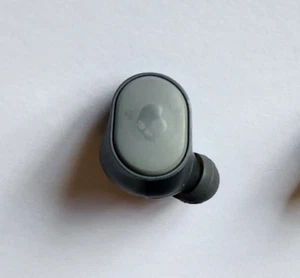 Unused Gray Black Skullcandy SESH True Wireless RIGHT SIDE ONLY Earbud S2TDW - Picture 1 of 6