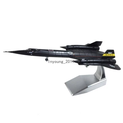 1:144 Lockheed SR-71 Blackbird Reconnaissance Airplane Model Metal Diecast Plane - Image 1 of 4