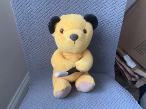 RAINBOW SOOTY 11” SOFT TOY PLUSH 2009 - Picture 1 of 2