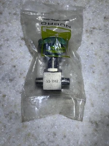 Nupro Swagelok SS-2H2 Bellows Sealed Valve 1/8" MNPT New - Picture 1 of 2