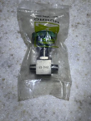 Nupro Swagelok SS-2H2 Bellows Sealed Valve 1/8" MNPT New - Image 1 of 2
