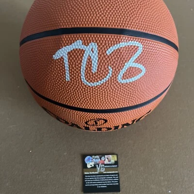 Kevin Garnett Signed Basketball Spalding - Autograph & COA! - Image 1 of 4