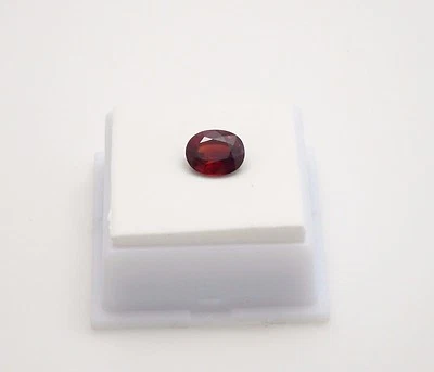 Spessartine Garnet 3.95ct - 10x8mm  Oval - Spessartine Garnet Loose Gemstone - Image 1 of 4