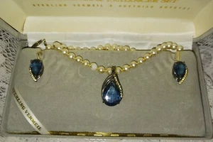 Genuine Vintage Mallorca Pearls & Beautiful Blue Sapphire Color Stone Set in Box - Picture 1 of 12