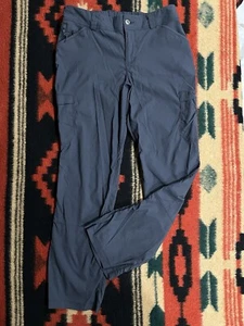 Duluth Trading Pants Women 11 x 31 Blue Nylon Cargo Roll Up Outdoors Stretch - Picture 1 of 17