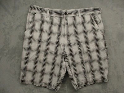 Faded Glory Chino Shorts Men's 40 White Black Gray Plaid Cotton - Image 1 of 4