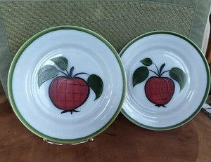 Two Vintage Hazel Atlas Hand Painted Luncheon Plates Green Rim - Picture 1 of 10